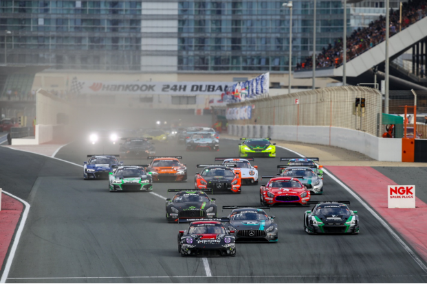 韩泰赞助的24小时耐力系列赛热力来袭_02